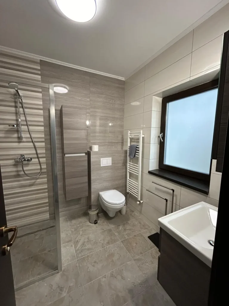 cazare Busteni casa pensiune baie