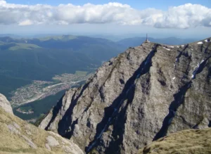 Varfu-Omu-obiectiv-turistic-din-romania-busteni