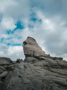 sfinxul-obiectiv-turistic-din-romania-busteni